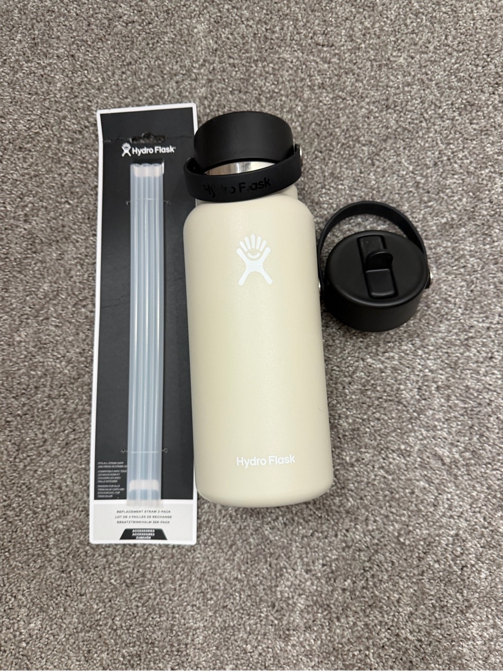 Hydro Flask Cream White Insulated Water Bottle